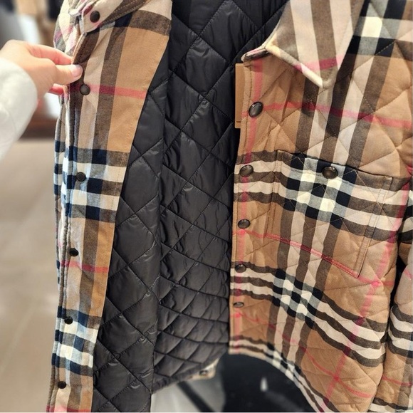 New Burberry men’s diamond quilted jacket in taupe brown check - Picture 3 of 8
